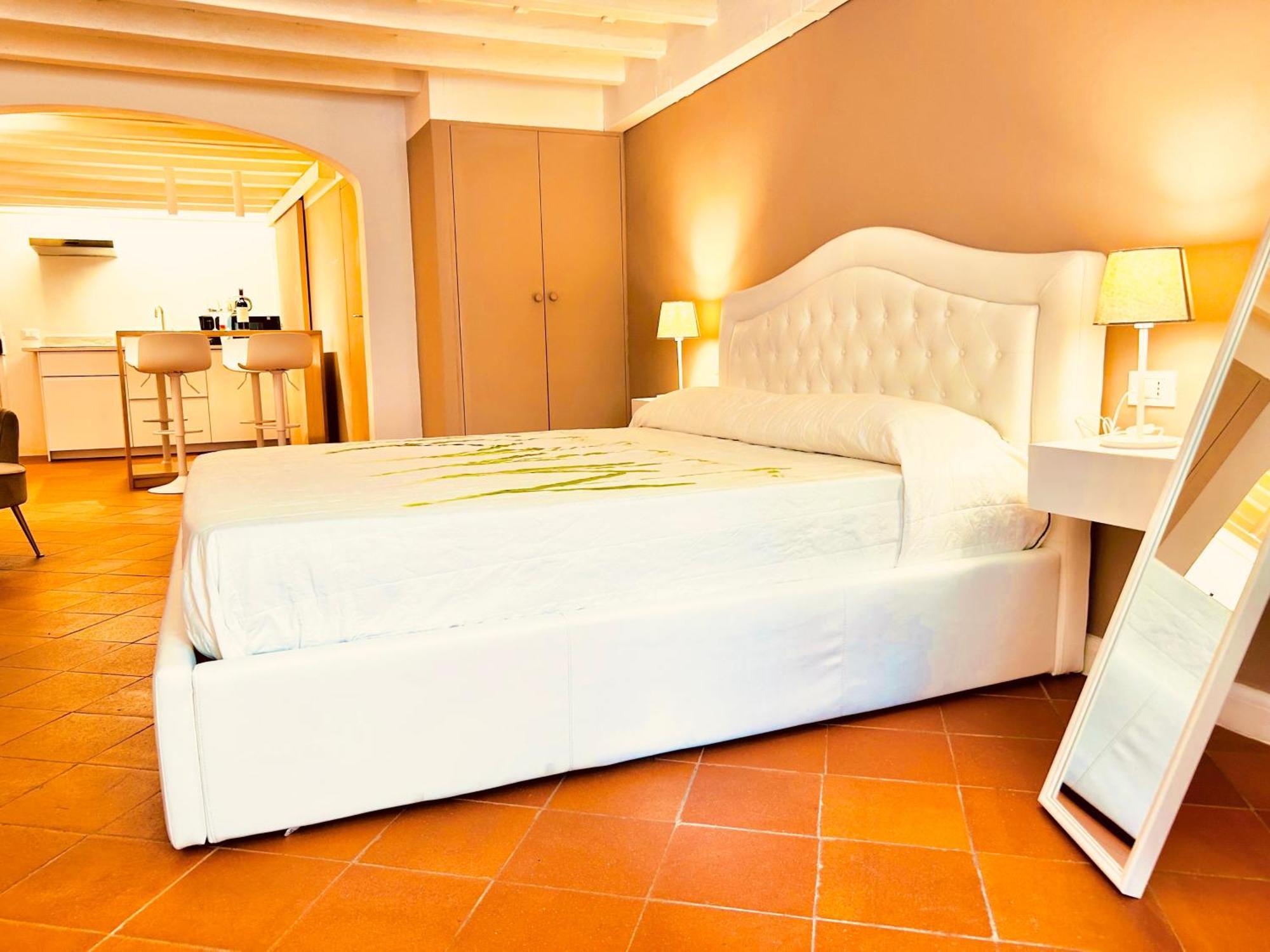 Amazing Apartment In Piazza Santa Croce Firenze Esterno foto